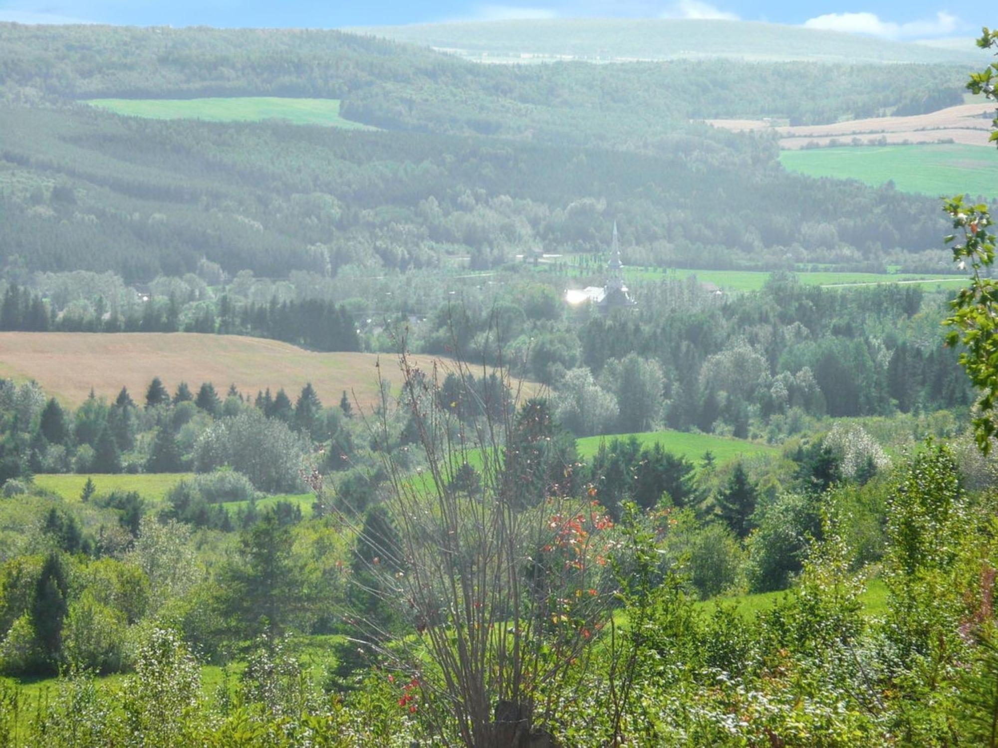 Apartment with 2 bedrooms in Sainte-Angèle-de-Mérici, with balcony&WiFi - 2 km from the slopes Exterior foto